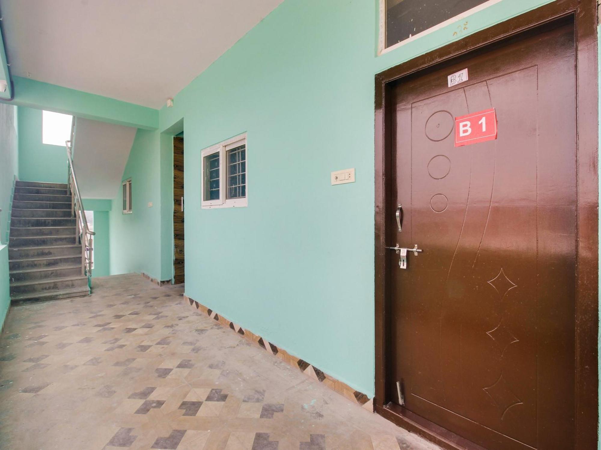 Hotel O R.J.International Pedda Ambarpet المظهر الخارجي الصورة